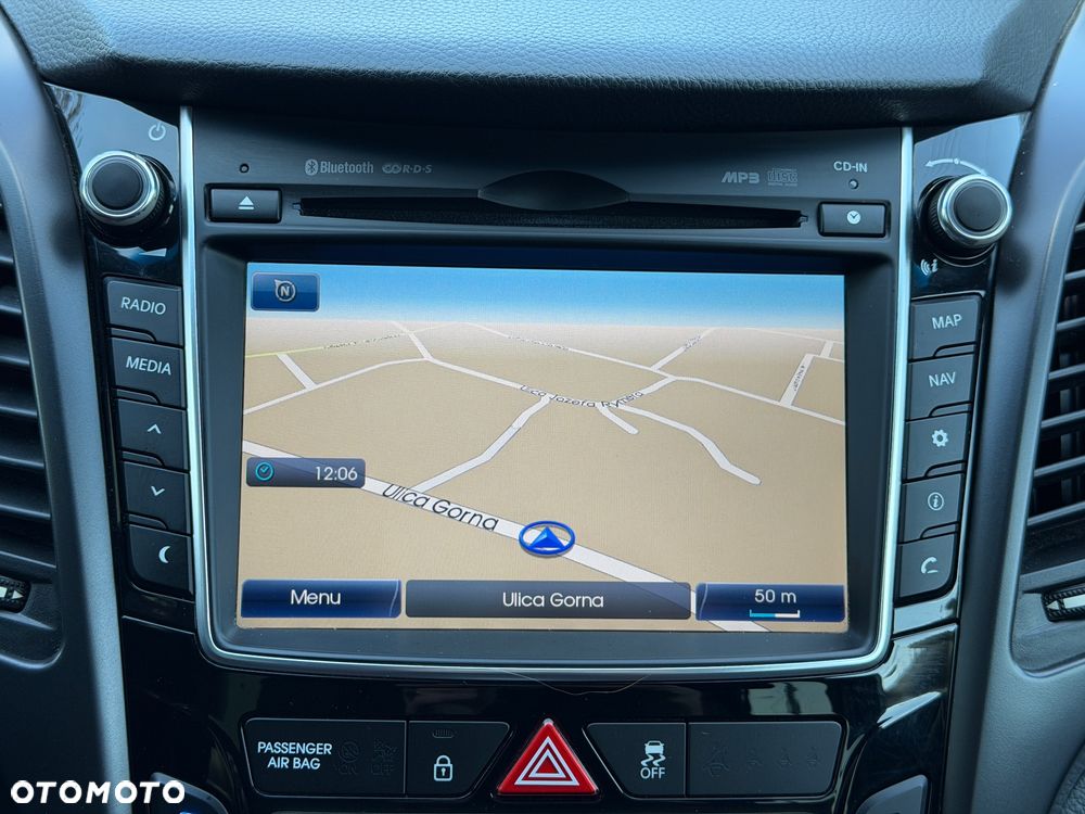 Hyundai i30 1.6 GDI Turbo Luxury - 20