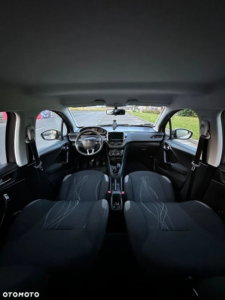 Peugeot 208 1.2 PureTech Active - 25