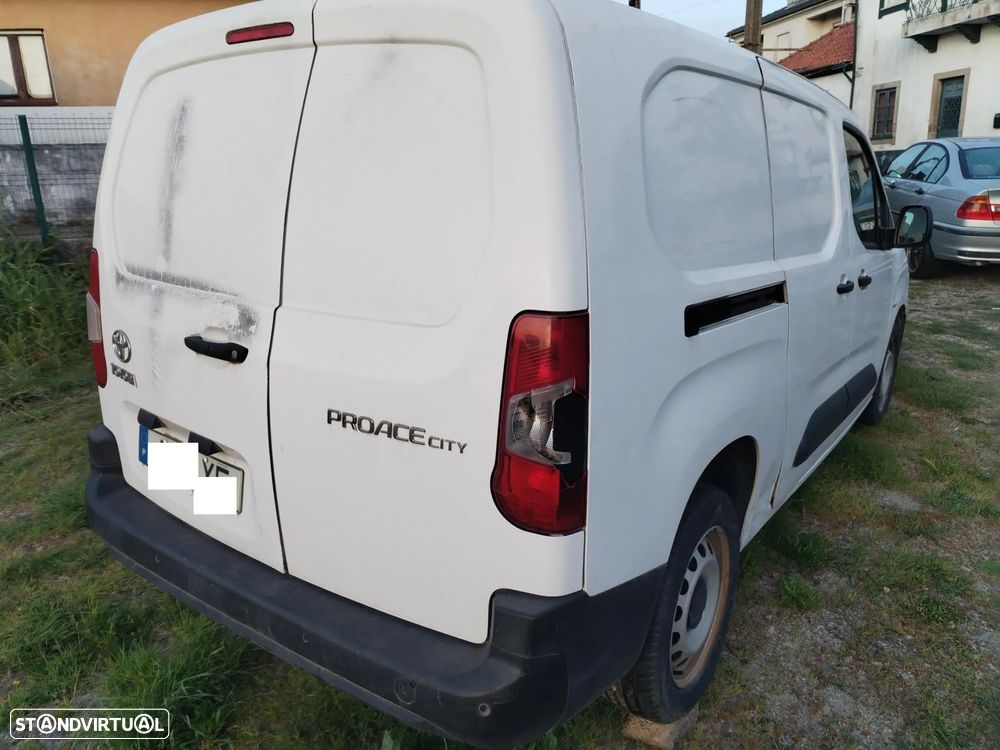 Toyota Proace 1.5D 3LG longa já c/ iva - 6