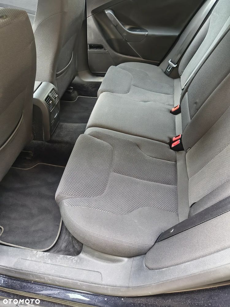 Volkswagen Passat Variant 2.0 TDI Comfortline - 9