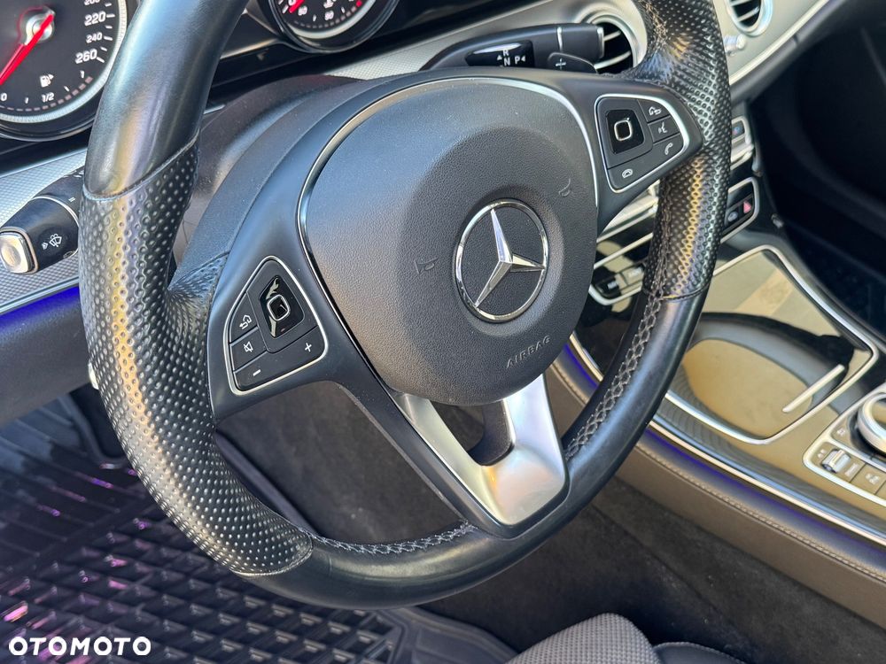 Mercedes-Benz Klasa E 200 9G-TRONIC Avantgarde - 14