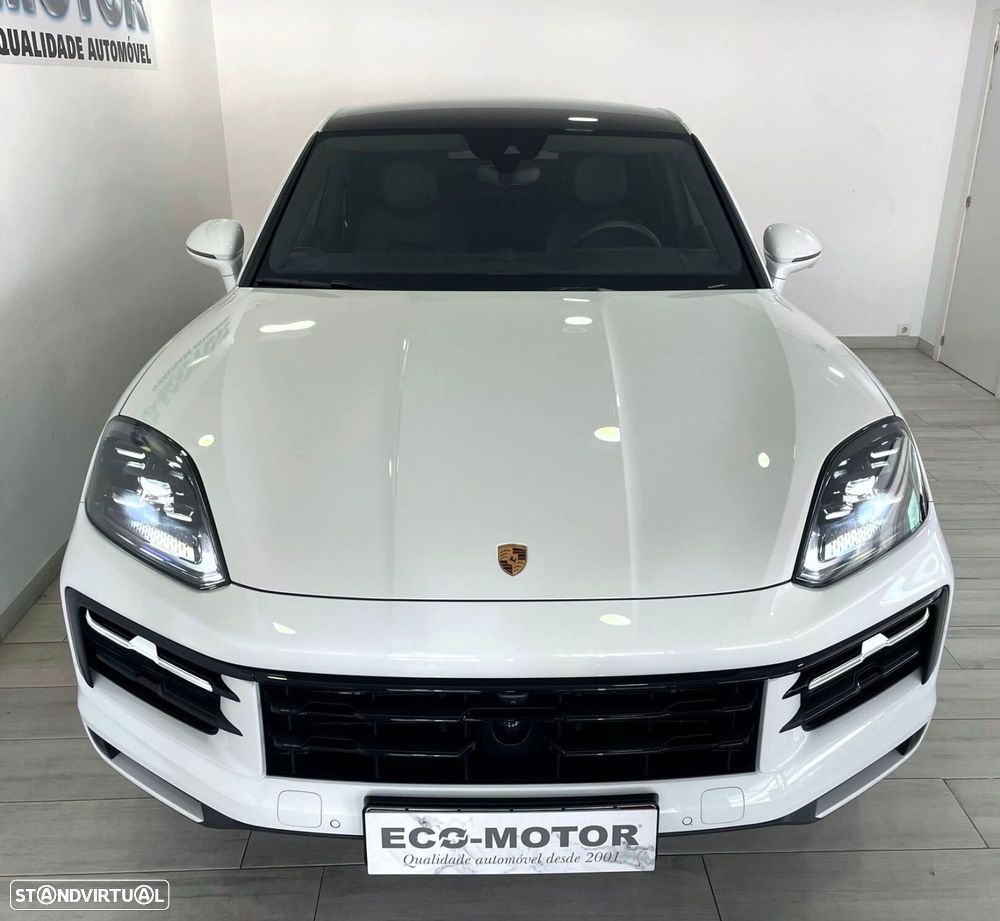 Porsche Cayenne Coupé E-Hybrid - 12