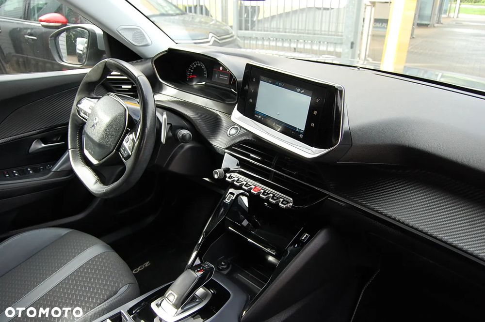 Peugeot 2008 PureTech 130 EAT8 Allure - 30