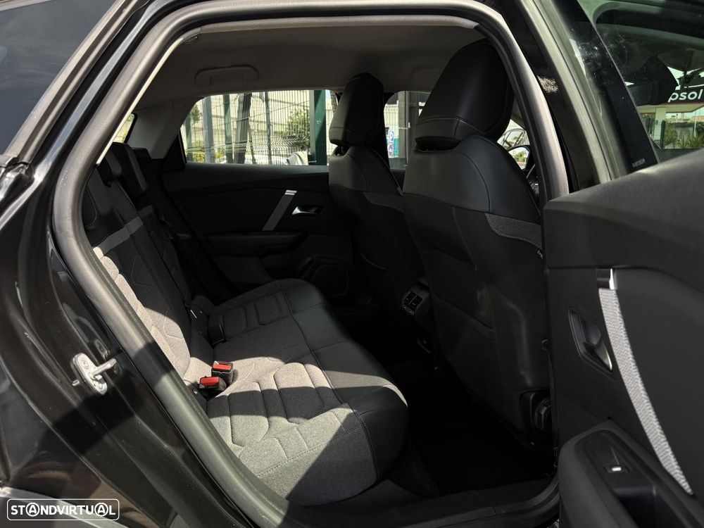 Citroën C4 1.2 PureTech Shine EAT8 - 40