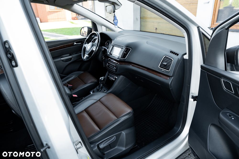 Volkswagen Sharan 2.0 TSI DSG Highline - 20