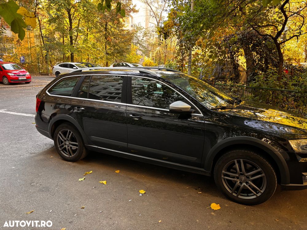 Skoda Octavia 2.0 TDI 4x4 DSG Scout - 11