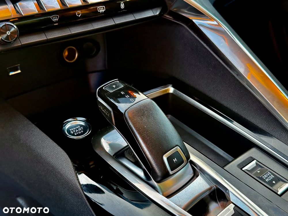 Peugeot 5008 PureTech 130 EAT8 Stop & Start Active Pack - 9