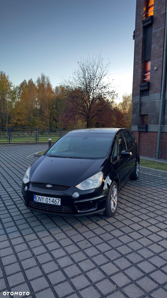 Ford S-Max - 8