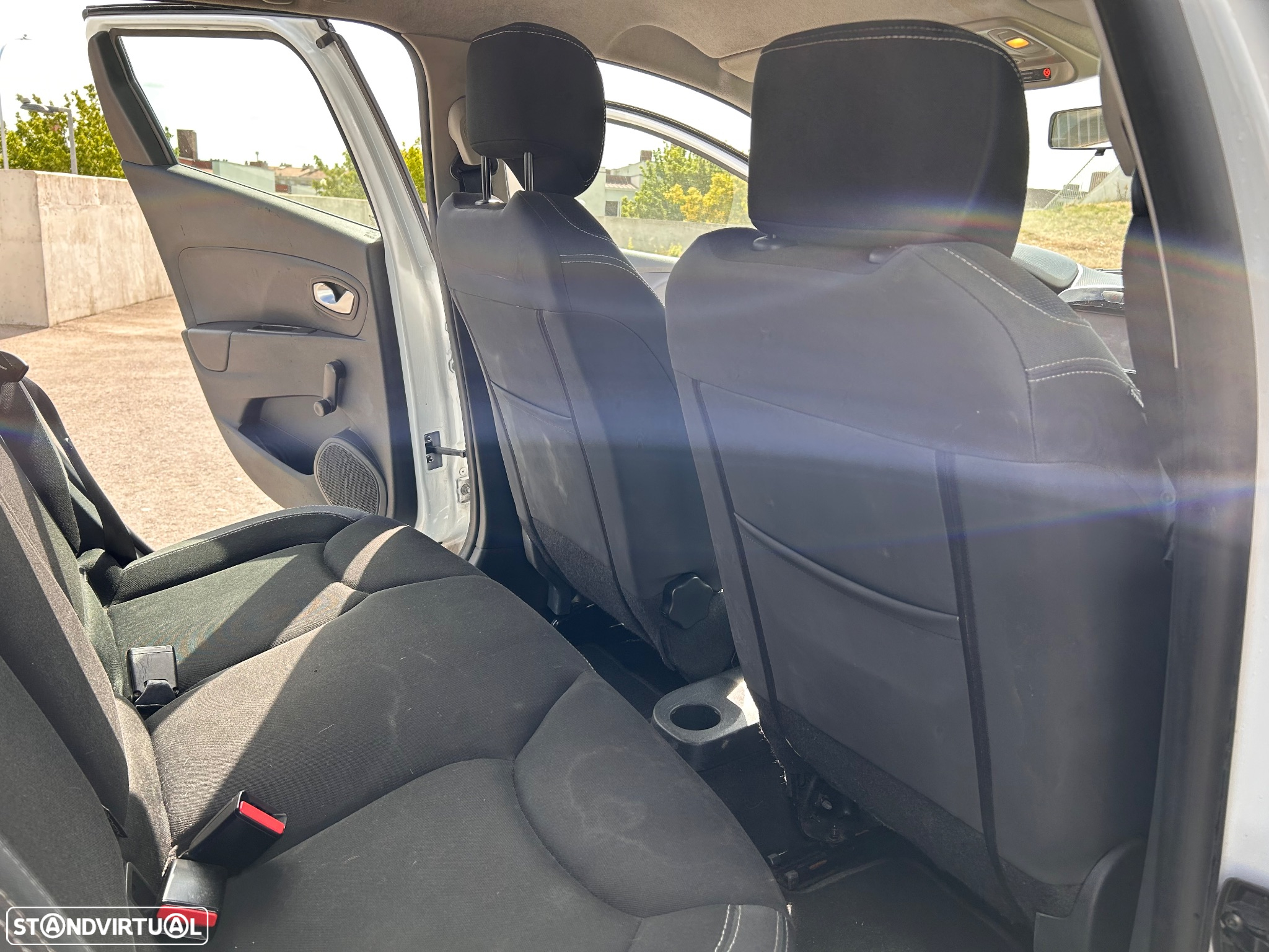 Renault Clio Sport Tourer Energy dCi 90 Business - 18