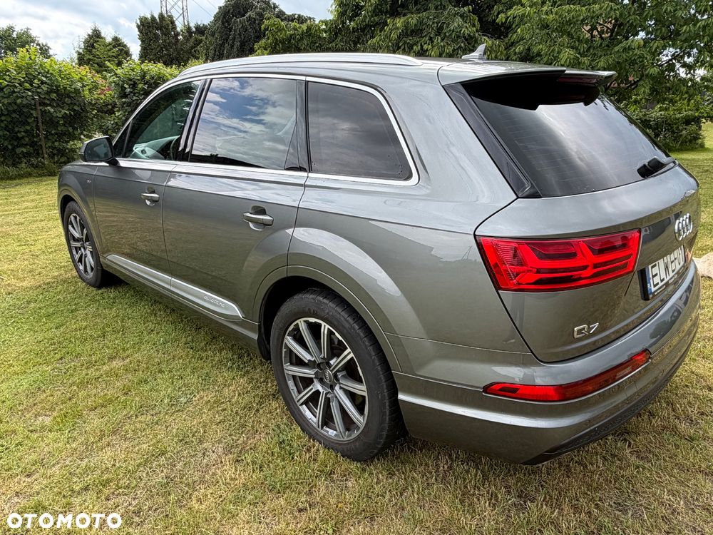 Audi Q7 - 4