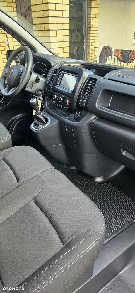 Renault TRAFIC - 13