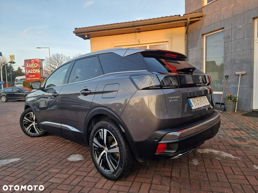 Peugeot 3008 1.6 PureTech HYbrid GT Line S&S EAT8 - 8