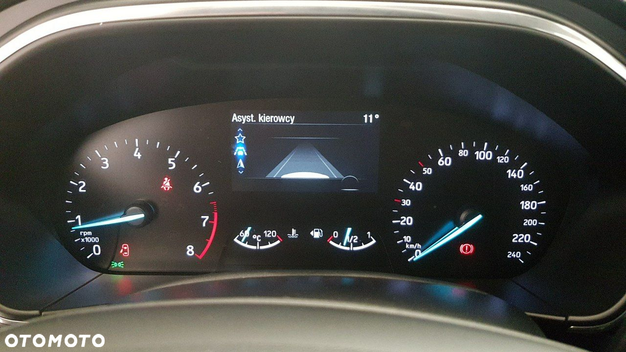 Ford Focus - 25