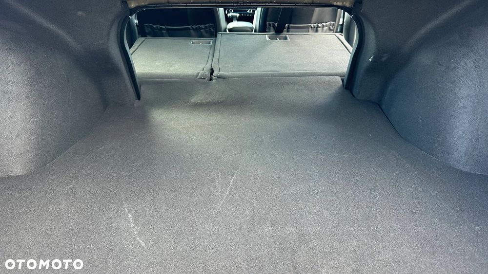 Kia K5 - 32