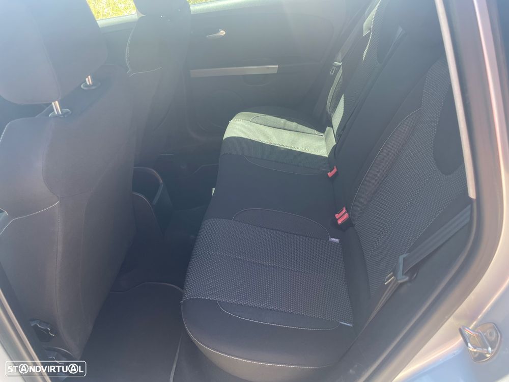 SEAT Leon 1.4 TSI Sport - 7