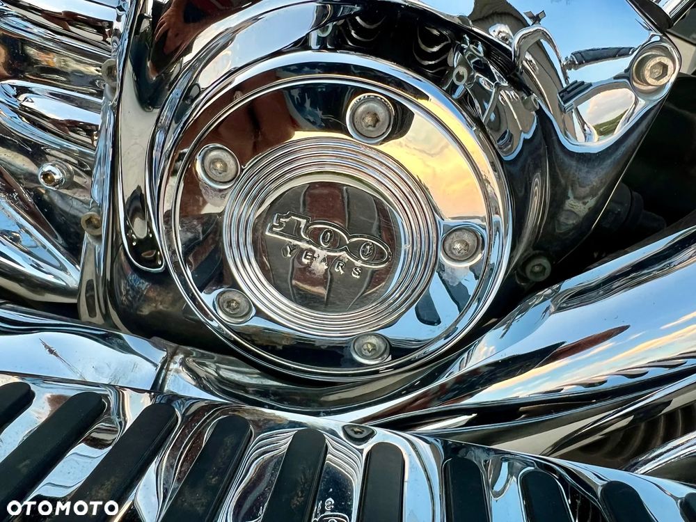 Harley-Davidson Touring Road King - 30