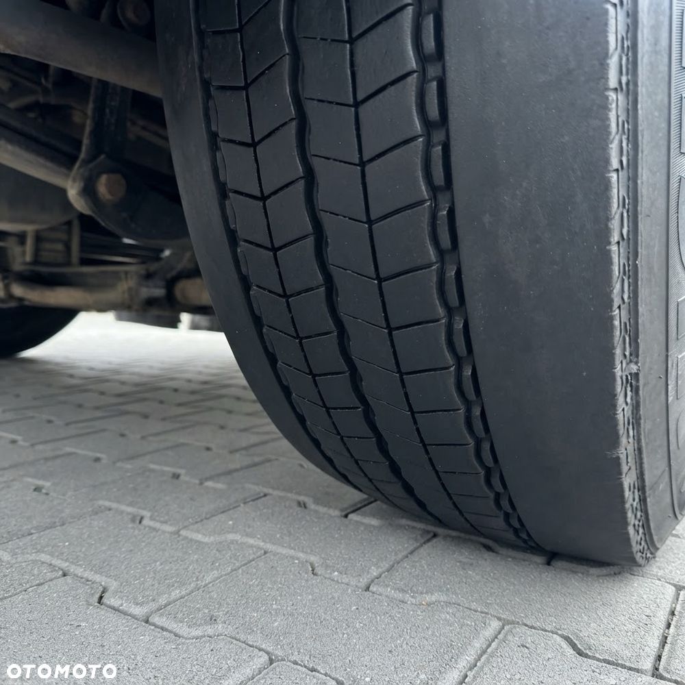 Renault D WIDE 18-290 CHŁODNIA 8.20 Winda - 8