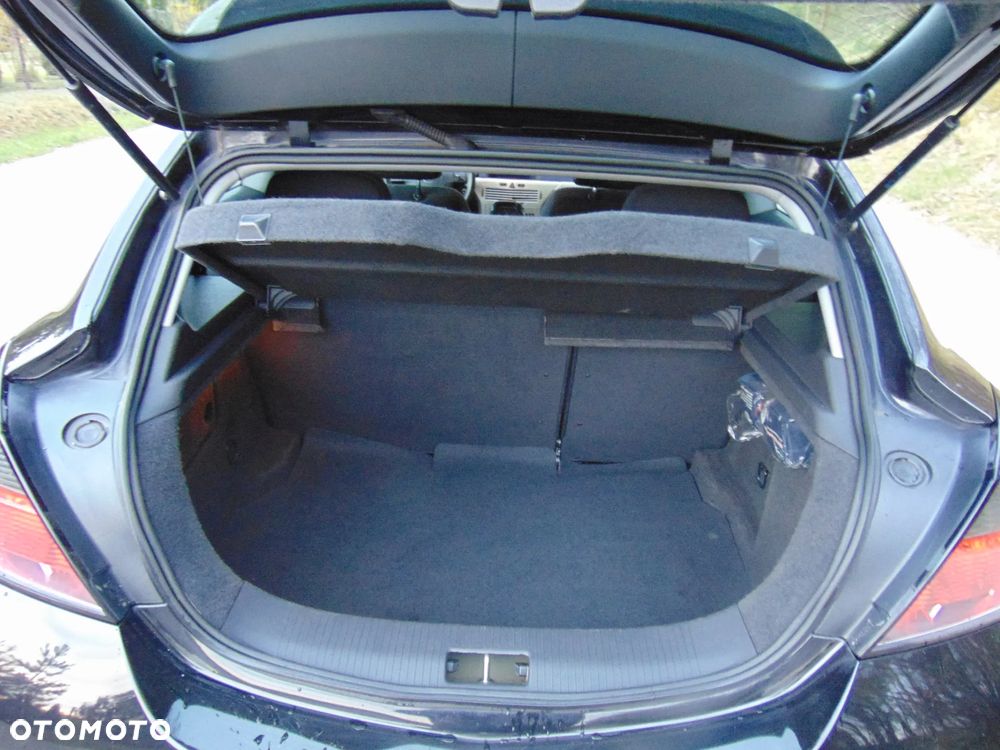 Opel Astra 1.4 Enjoy - 19
