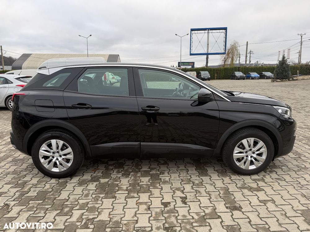 Peugeot 3008 1.2 PureTech 130 EAT8 Allure Pack - 8