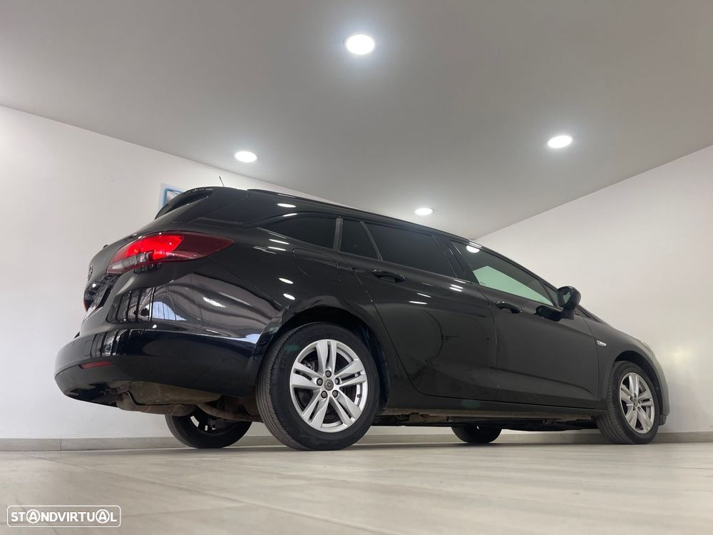 Opel Astra Sports Tourer 1.2 T GS Line - 16