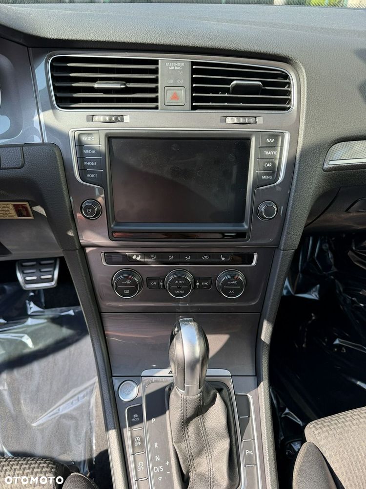 Volkswagen Golf Alltrack - 21