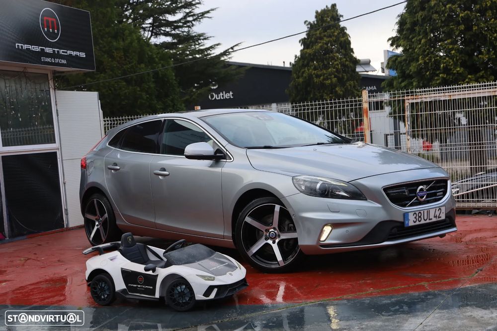 Volvo V40 D4 RDesign - 2