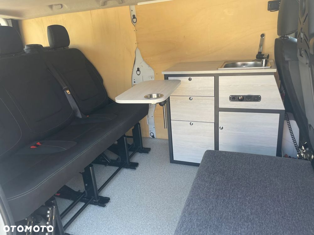 Renault Trafic - 9