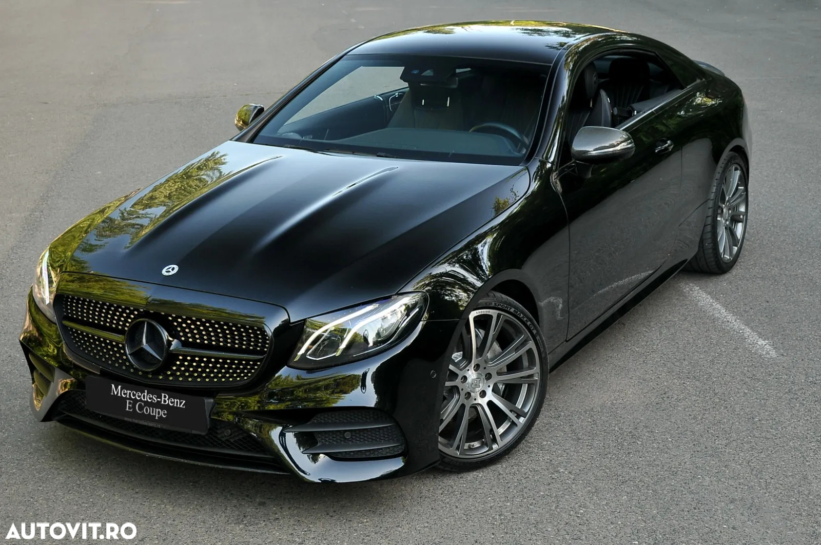 Mercedes-Benz E 200 Coupe 9G-TRONIC AMG Line - 4