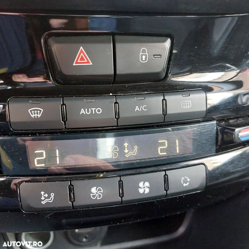 Peugeot 2008 PureTech 110 Stop&Start EAT6 Allure - 13