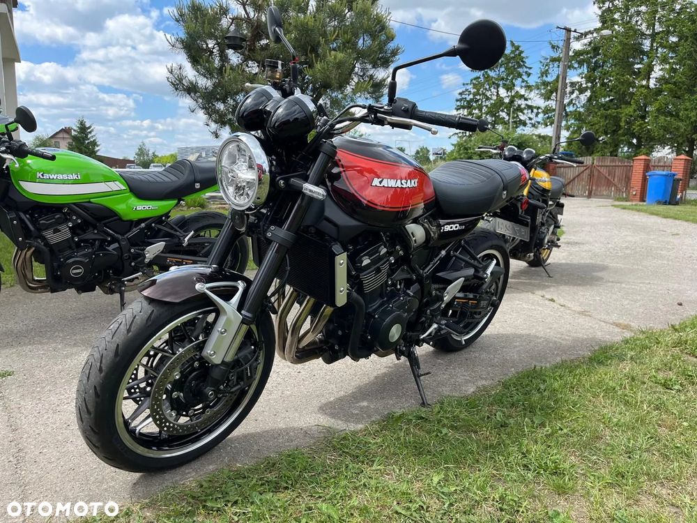 Kawasaki Z 900 RS - 16