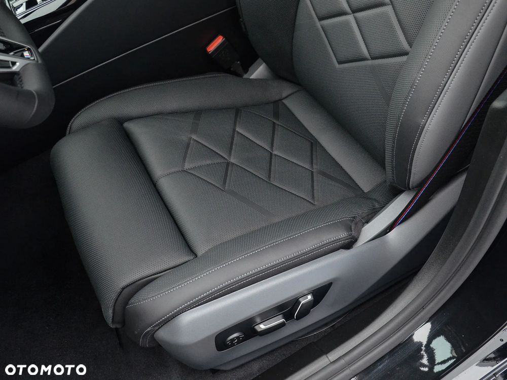 BMW Seria 5 540d xDrive mHEV M Sport sport - 18