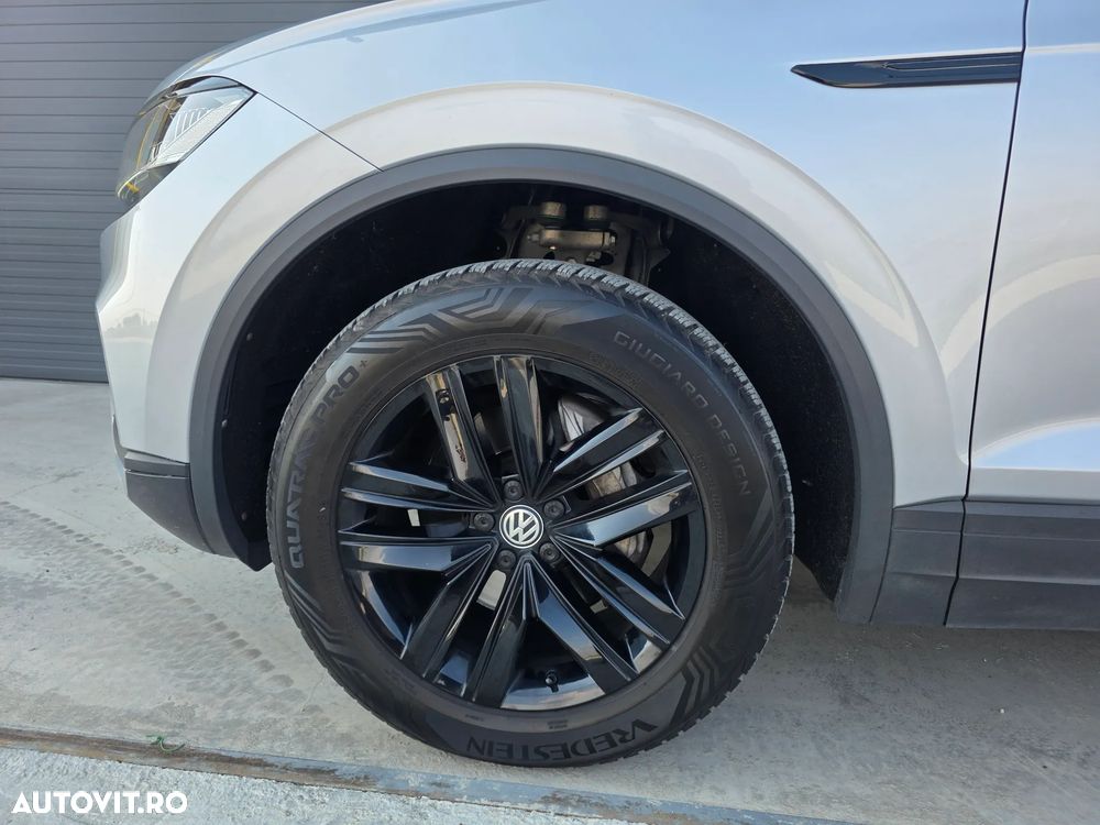 Volkswagen Touareg V6 TDI Elegance - 28