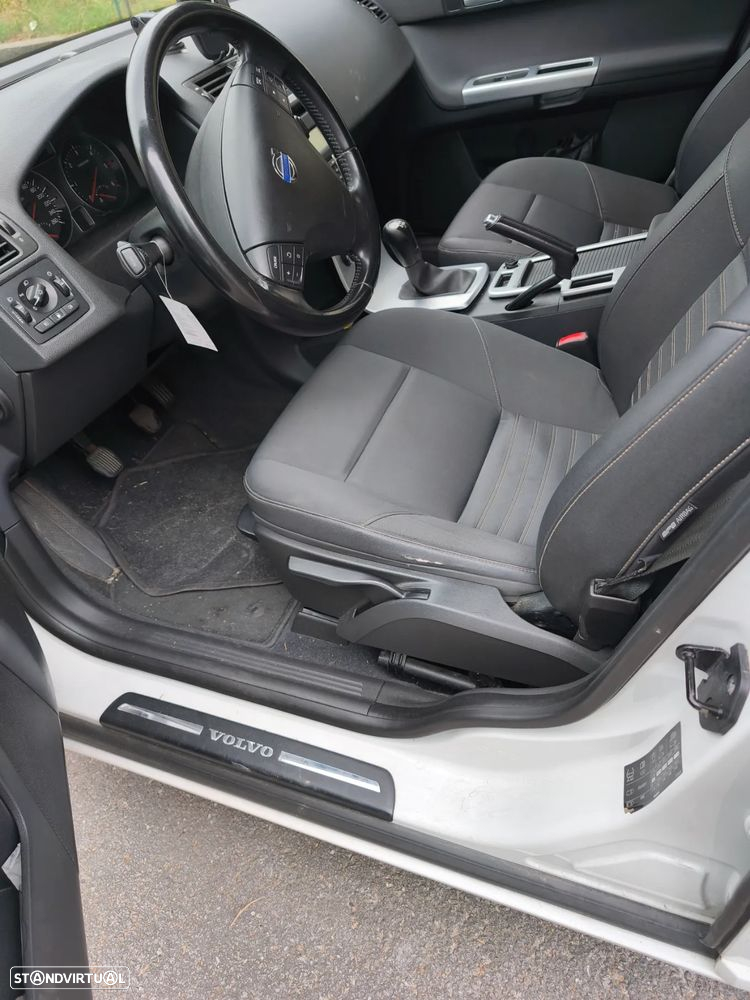 Volvo V50 - 7