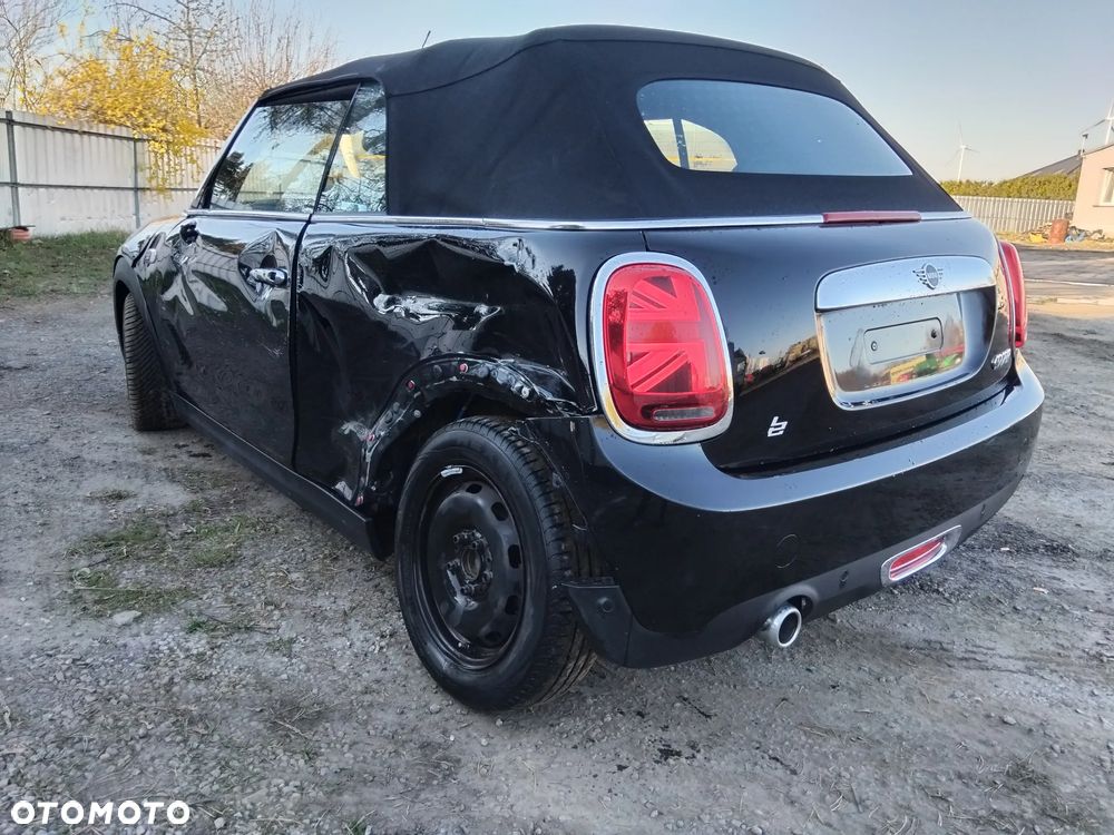 MINI Cooper John Works Trim - 10