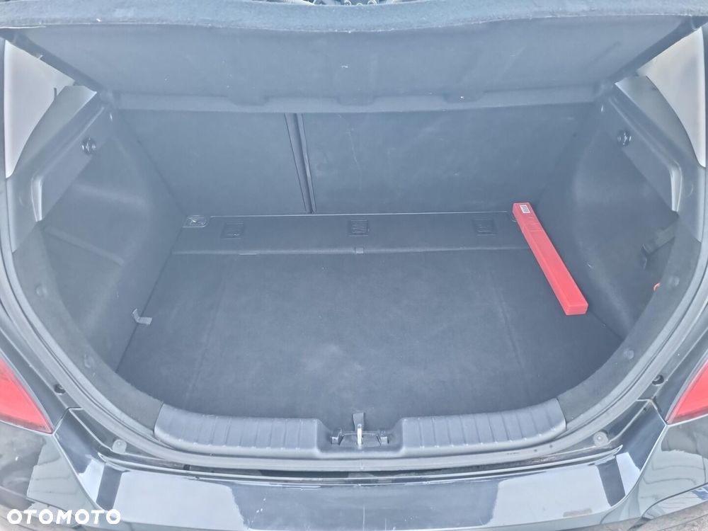 Hyundai i30 1.4 Base - 12