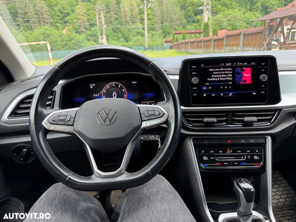 Volkswagen T-Roc 1.5 TSI DSG Advanced - 2