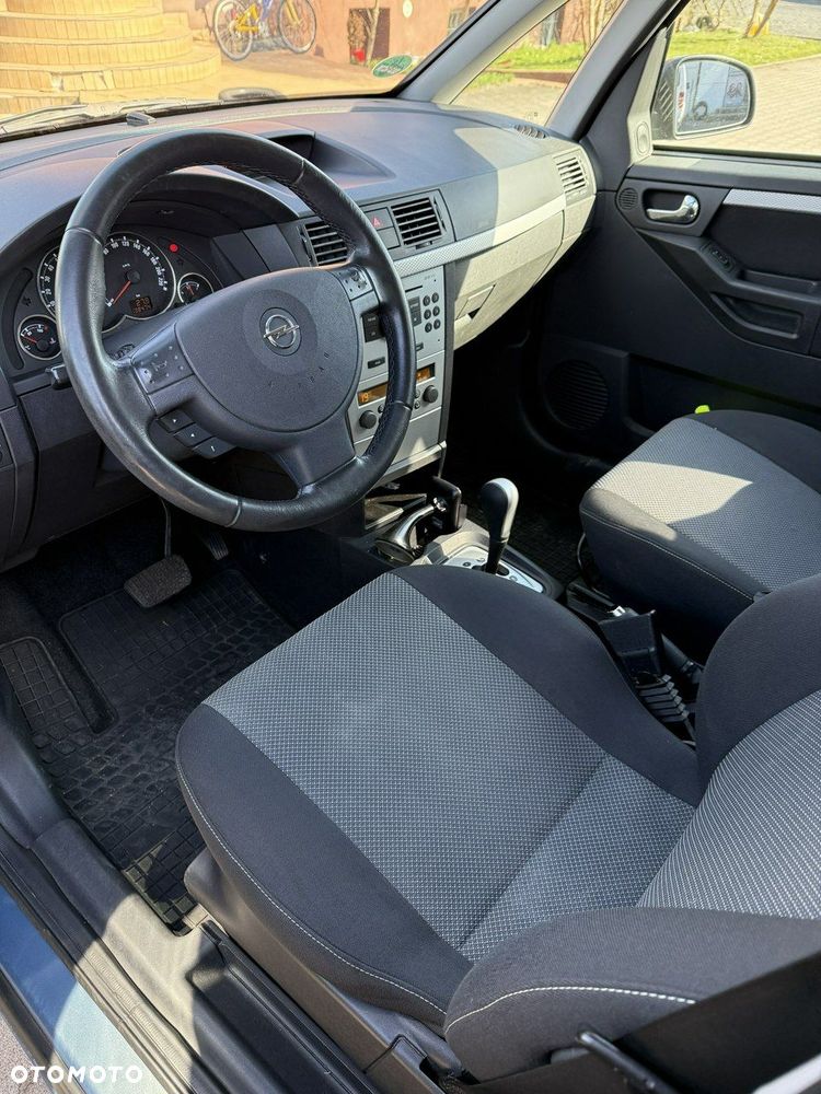 Opel Meriva 1.8 16V Cosmo Easytronic - 7