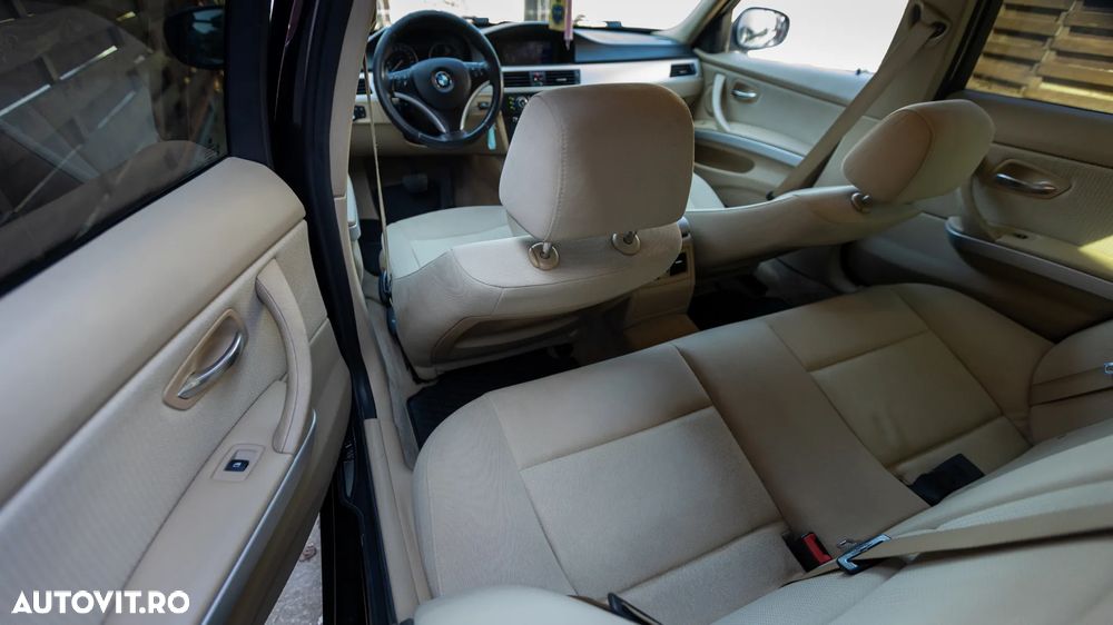 BMW Seria 3 - 35