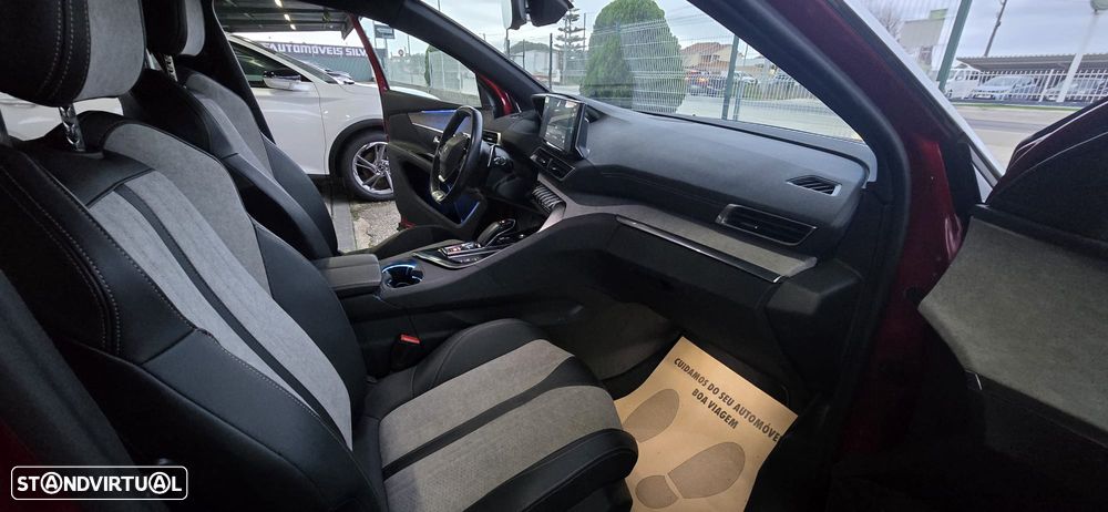 Peugeot 3008 1.6 Hybrid GT Pack e-EAT8 - 27