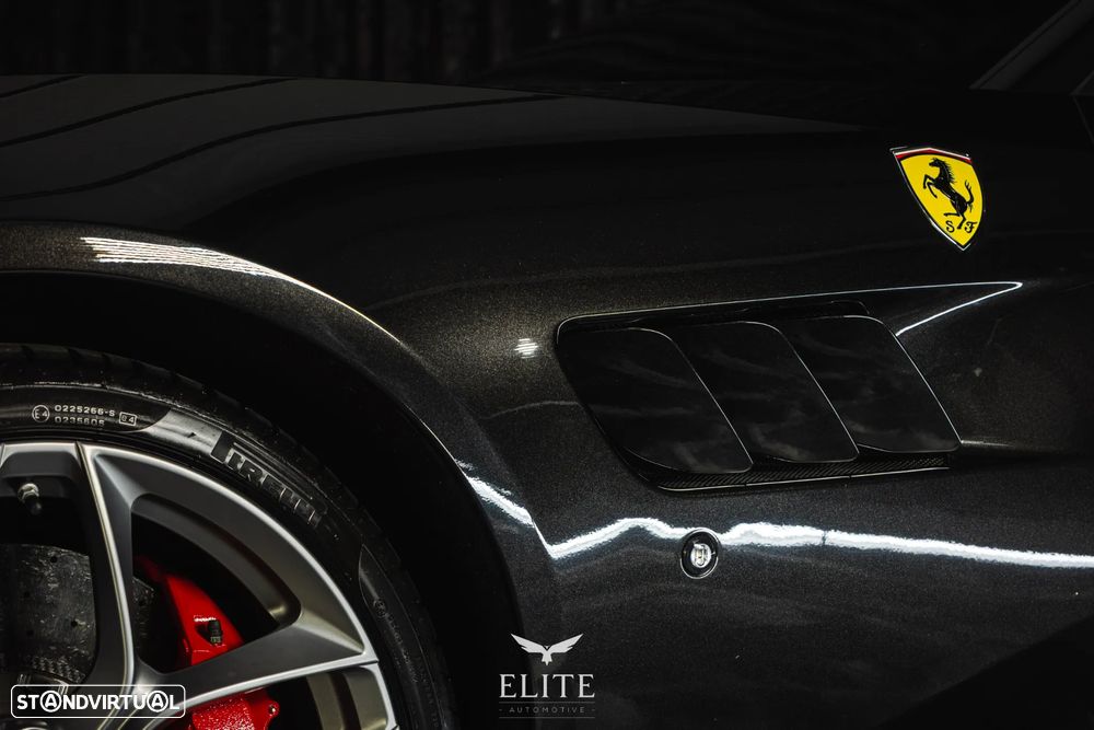 Ferrari GTC4 Lusso - 8