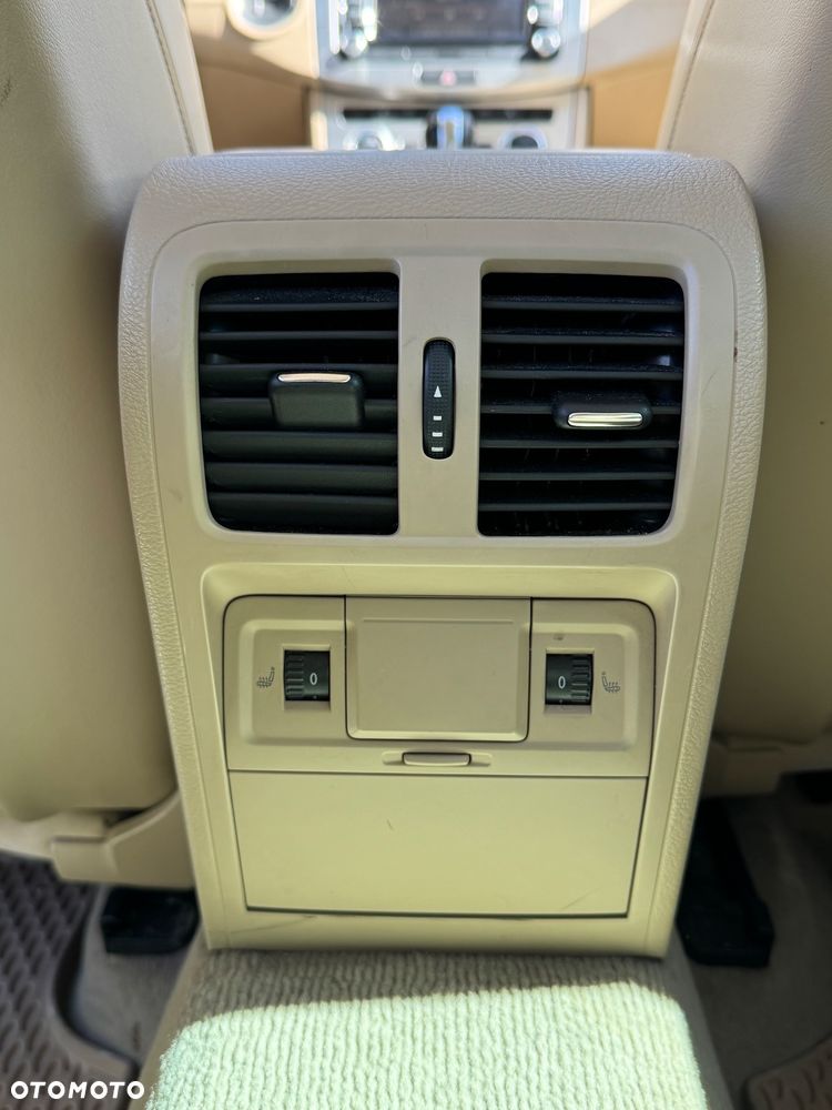 Volkswagen Passat 2.0 TSI Highline DSG - 19