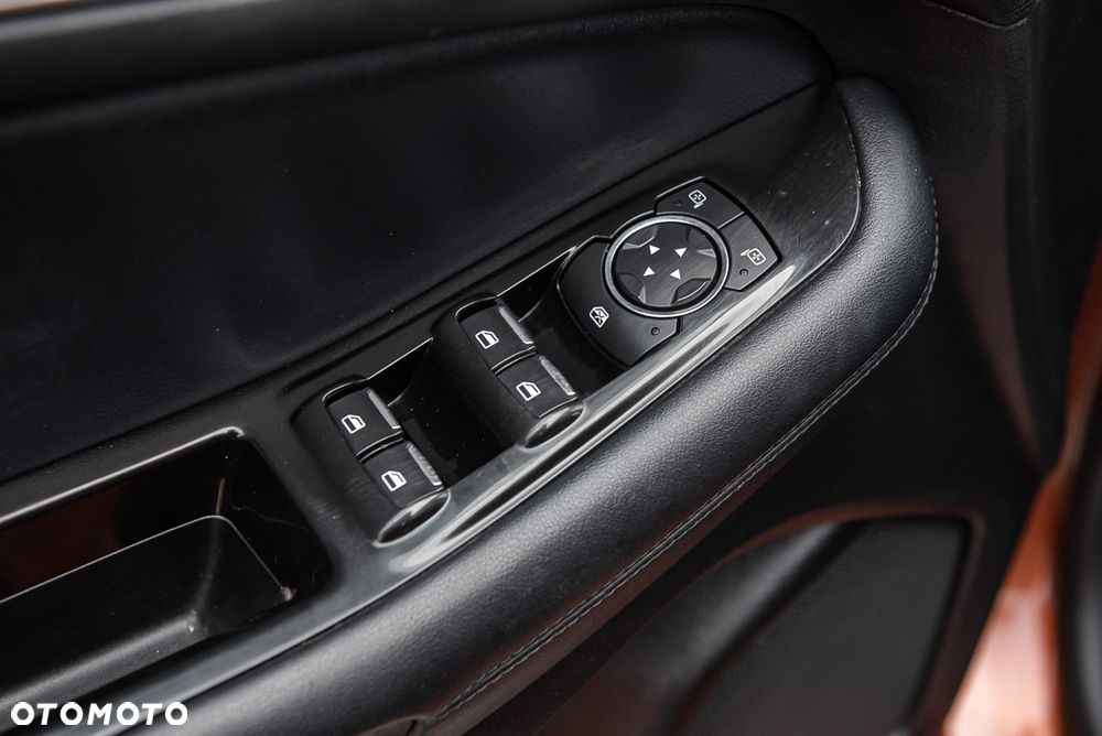 Ford Edge - 19