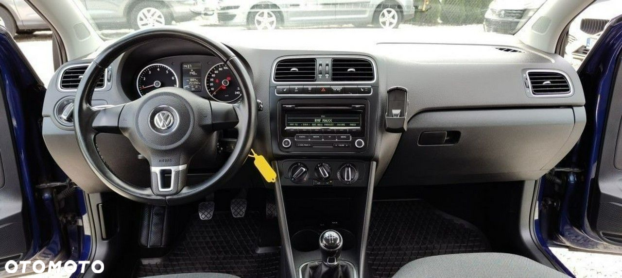 Volkswagen Polo - 27