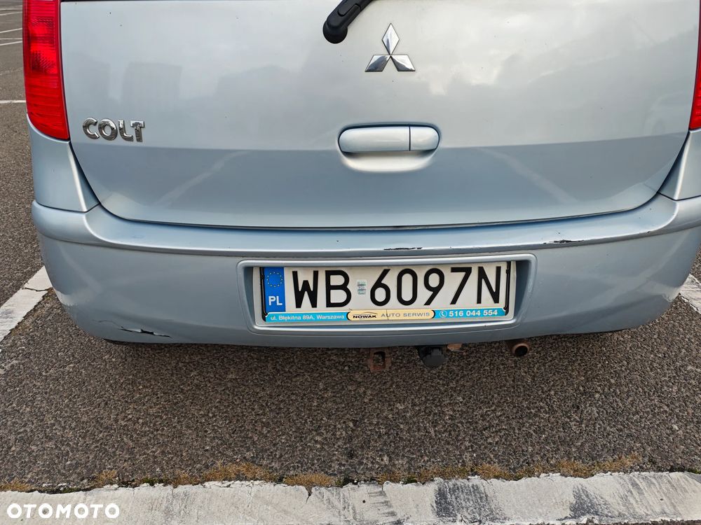 Mitsubishi Colt - 15
