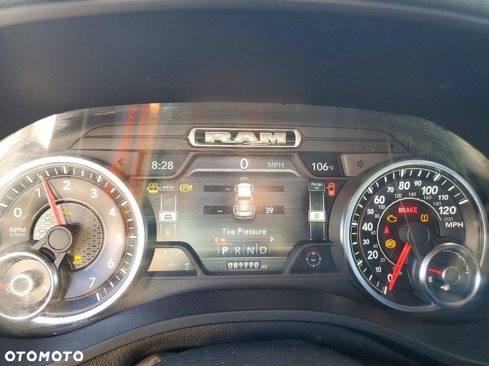 RAM 1500 - 9