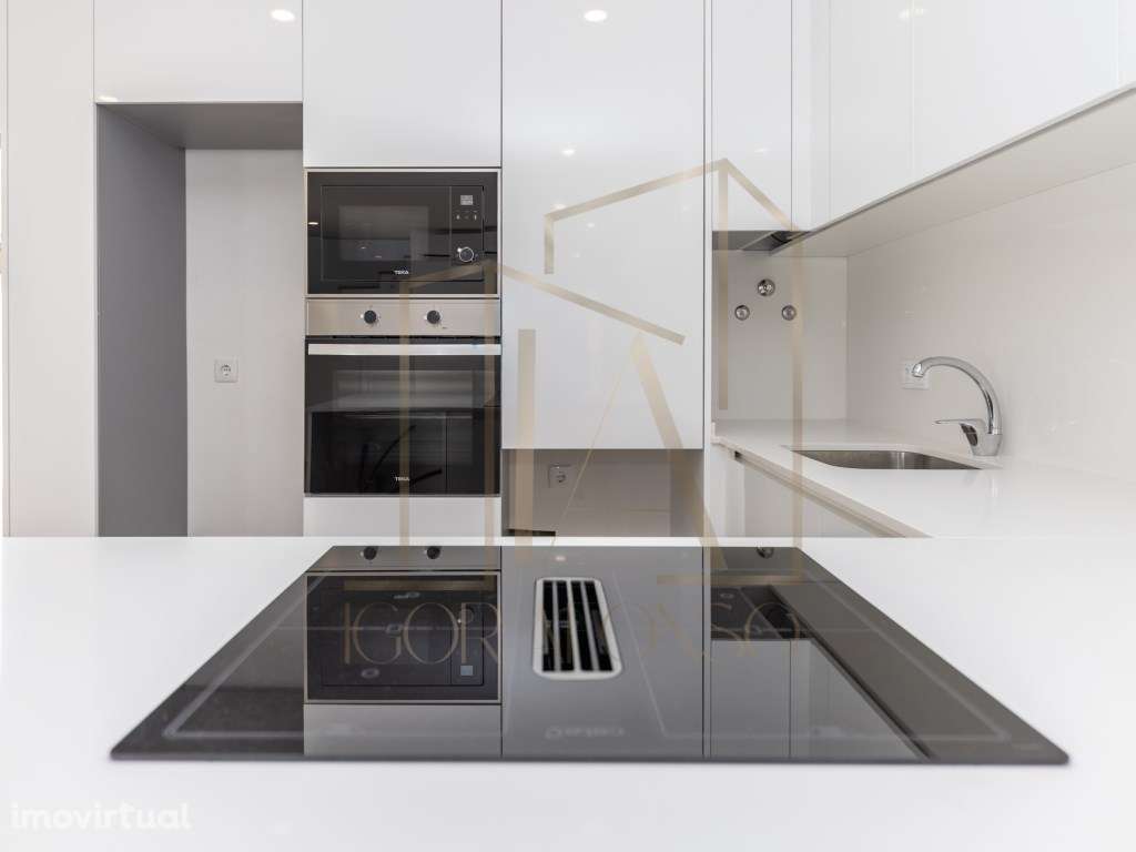 Moradia Geminada T3 com Suíte e Ótimo Espaço Exterior - Grande imagem: 5/46