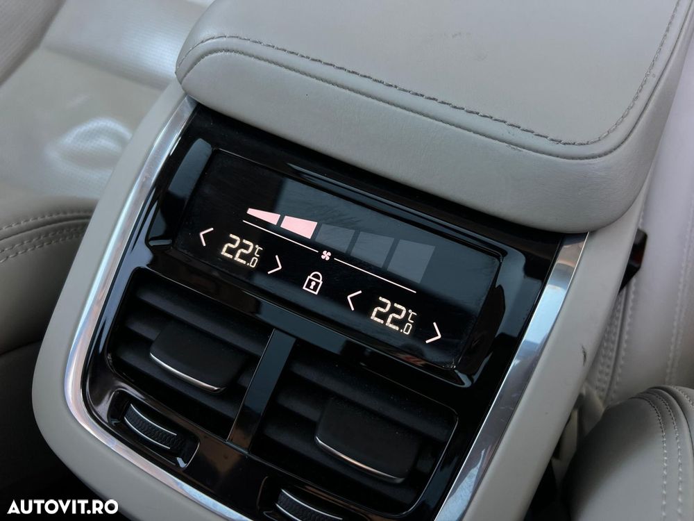 Volvo XC 60 - 13