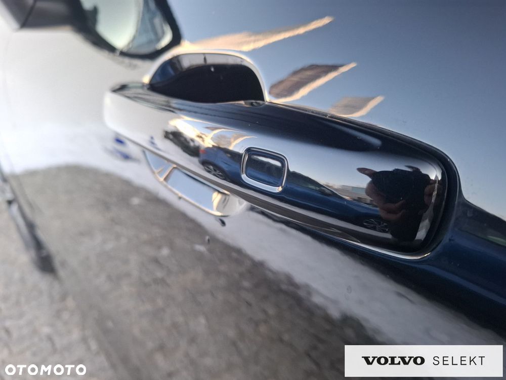 Volvo XC 60 - 35