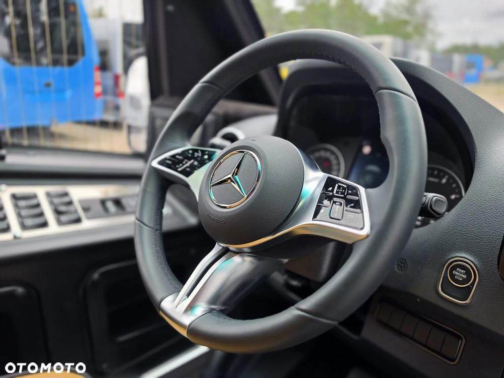 Mercedes-Benz Żak MB Sprinter - 11