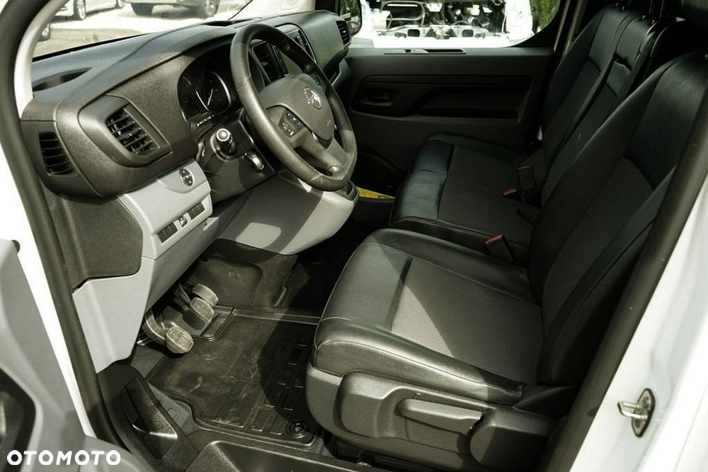 Opel Vivaro - 16